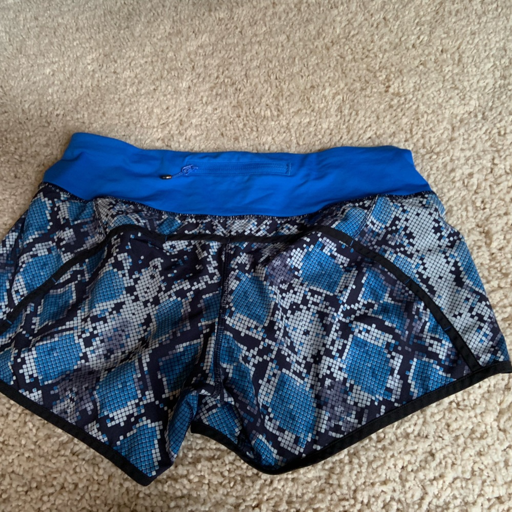 Lululemon short